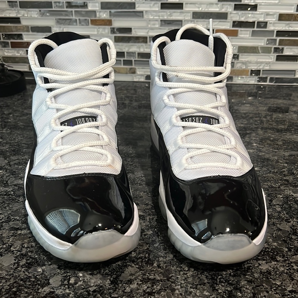 Air Jordan Retro 11 Concord Size 14